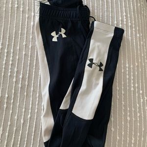 Women’s Under Armour cold gear leggings